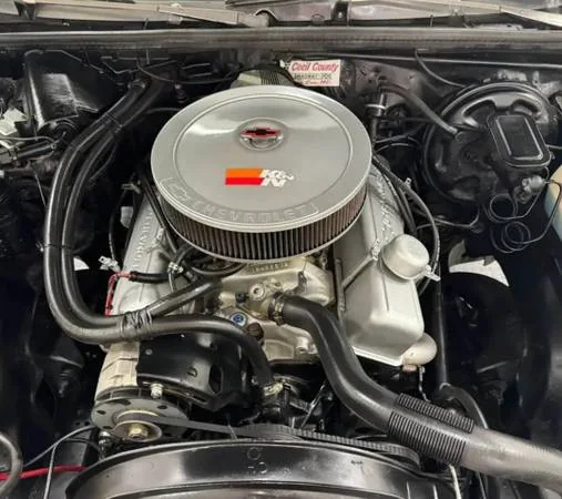 Classic vehicle engine service